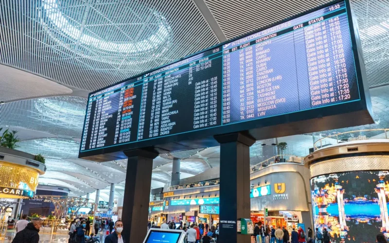 Istanbul Airport to City Centre: Metro, Havaist, Bus and Taxi (2026)