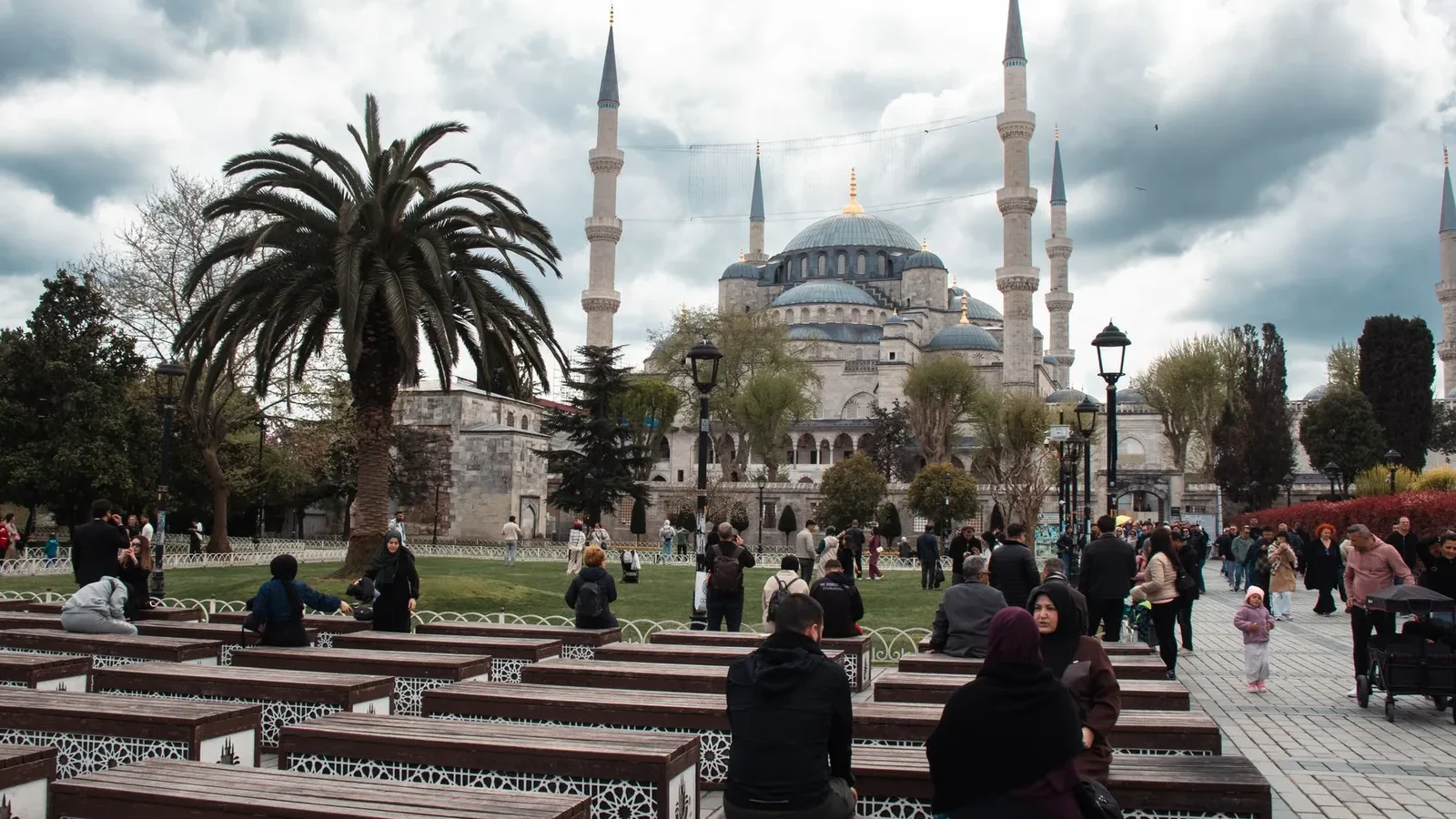 Türkiye Visa for Pakistani Citizens: 2026 Fees, Documents and Routes